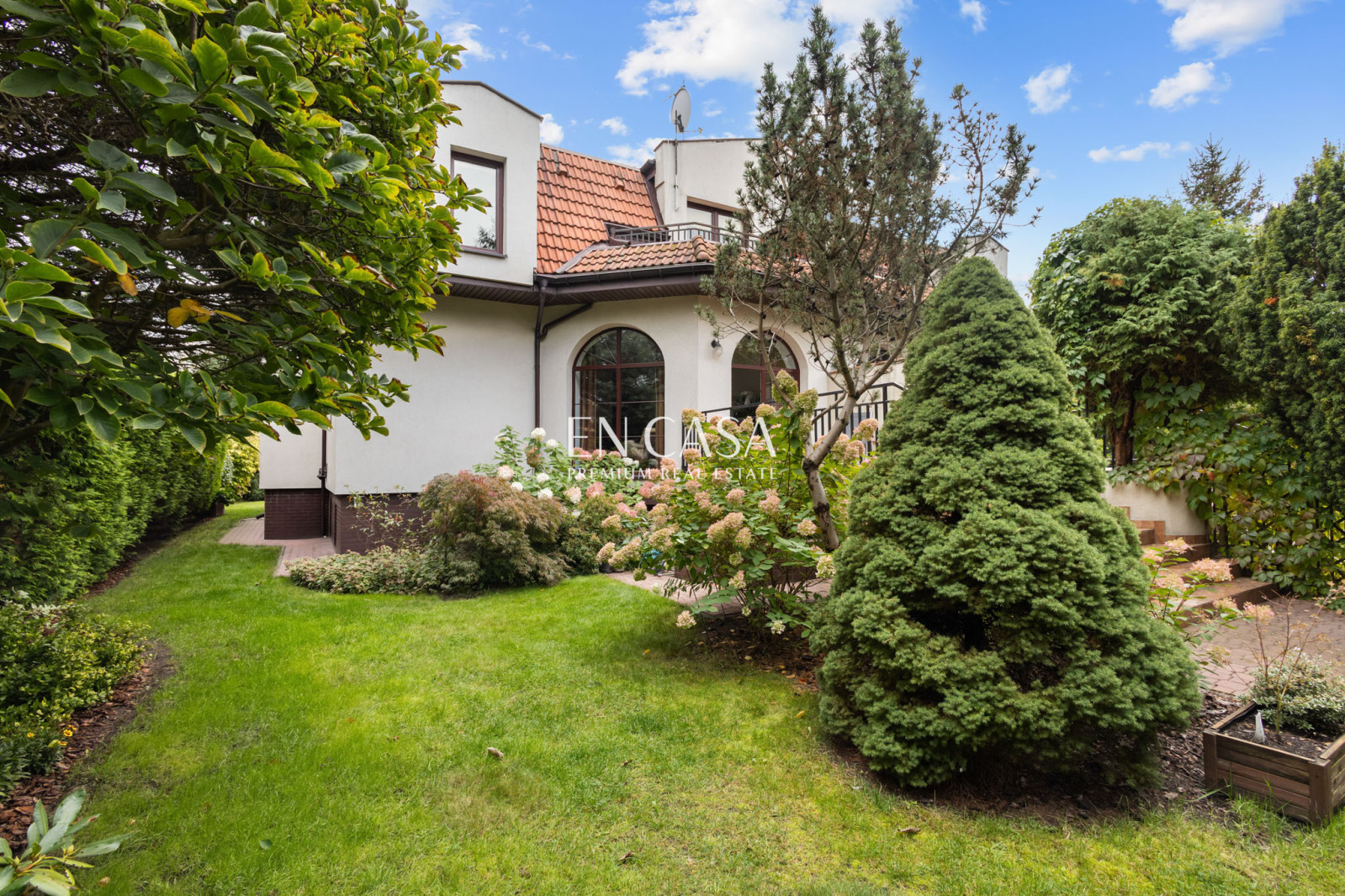 House Sale Blizne Łaszczyńskiego